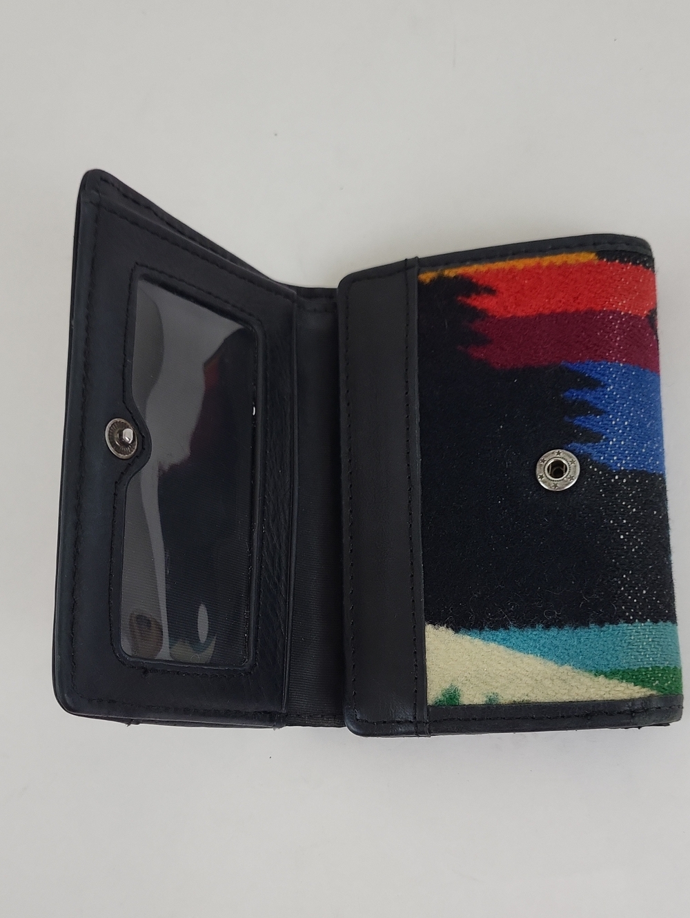 Pendleton Trifold Wallet - Picture 2 of 16